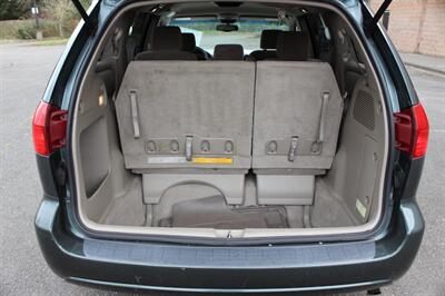 2004 Toyota Sienna CE 7 Passenger   - Photo 15 - Salem, OR 97317