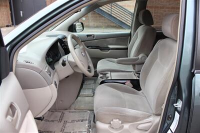 2004 Toyota Sienna CE 7 Passenger   - Photo 10 - Salem, OR 97317
