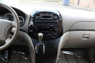 2004 Toyota Sienna CE 7 Passenger   - Photo 14 - Salem, OR 97317