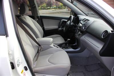 2008 Toyota RAV4 Limited - Photo 18 - Salem, OR 97317