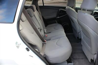 2008 Toyota RAV4 Limited - Photo 16 - Salem, OR 97317
