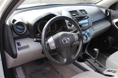 2008 Toyota RAV4 Limited - Photo 9 - Salem, OR 97317