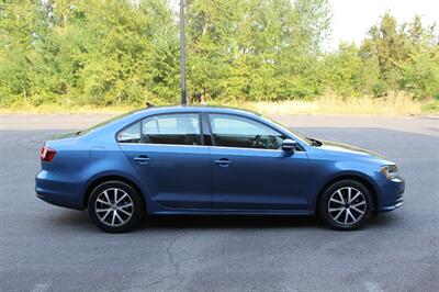 2017 Volkswagen Jetta 1.4T SE   - Photo 5 - Salem, OR 97317