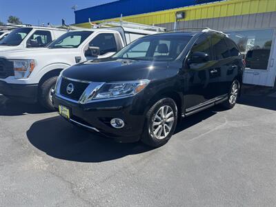 2013 Nissan Pathfinder SL   - Photo 1 - Salem, OR 97317