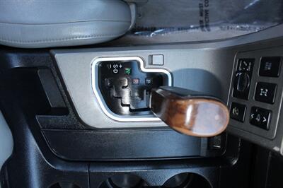 2010 Toyota Sequoia Platinum   - Photo 13 - Salem, OR 97317