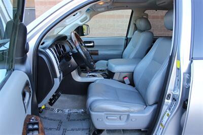 2010 Toyota Sequoia Platinum   - Photo 11 - Salem, OR 97317