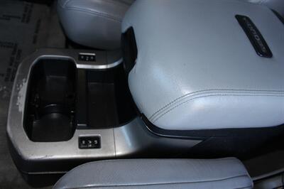 2010 Toyota Sequoia Platinum   - Photo 17 - Salem, OR 97317
