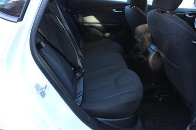 2013 Dodge Dart SXT   - Photo 15 - Salem, OR 97317