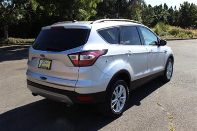 2018 Ford Escape SE - Photo 4 - Salem, OR 97317
