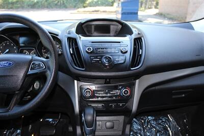 2018 Ford Escape SE - Photo 14 - Salem, OR 97317