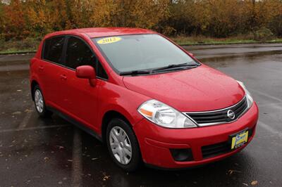 2012 Nissan Versa 1.8 S  