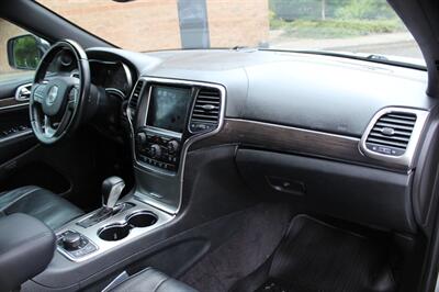 2018 Jeep Grand Cherokee Overland   - Photo 17 - Salem, OR 97317