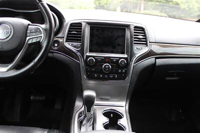 2018 Jeep Grand Cherokee Overland   - Photo 14 - Salem, OR 97317