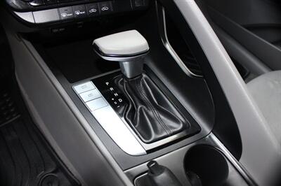 2022 Hyundai Elantra SEL - Photo 12 - Salem, OR 97317