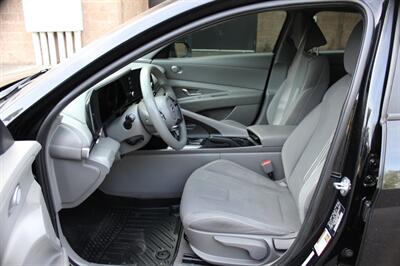 2022 Hyundai Elantra SEL - Photo 10 - Salem, OR 97317