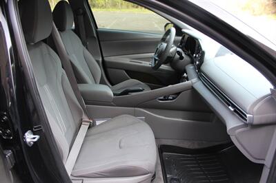2022 Hyundai Elantra SEL - Photo 17 - Salem, OR 97317