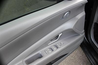 2022 Hyundai Elantra SEL - Photo 11 - Salem, OR 97317