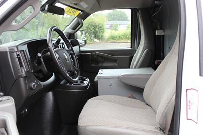 2021 Chevrolet Express 3500   - Photo 10 - Salem, OR 97317