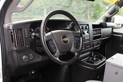 2021 Chevrolet Express 3500   - Photo 9 - Salem, OR 97317