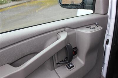 2021 Chevrolet Express 3500   - Photo 11 - Salem, OR 97317