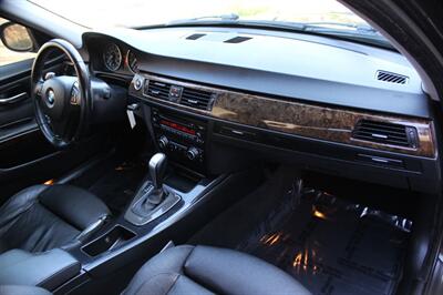2010 BMW 328i - Photo 16 - Salem, OR 97317