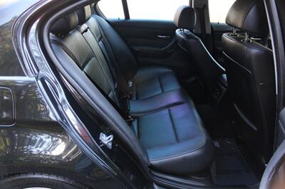 2010 BMW 328i - Photo 15 - Salem, OR 97317