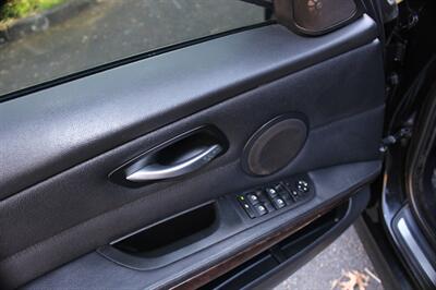 2010 BMW 328i - Photo 11 - Salem, OR 97317