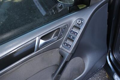 2011 Volkswagen GTI   - Photo 11 - Salem, OR 97317