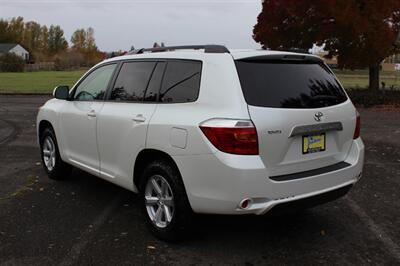 2009 Toyota Highlander   - Photo 3 - Salem, OR 97317