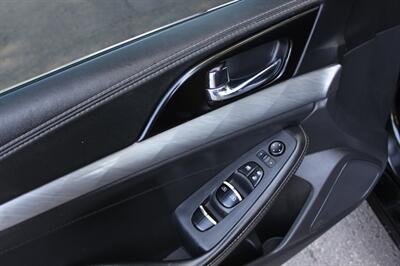 2017 Nissan Maxima 3.5 SV   - Photo 11 - Salem, OR 97317