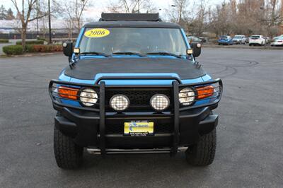 2007 Toyota FJ Cruiser 4dr SUV   - Photo 6 - Salem, OR 97317