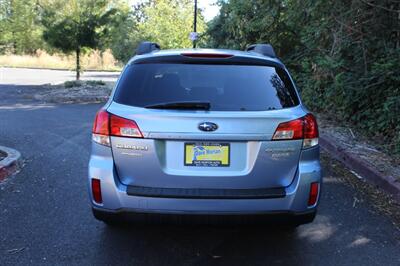 2010 Subaru Outback 2.5i Premium   - Photo 8 - Salem, OR 97317