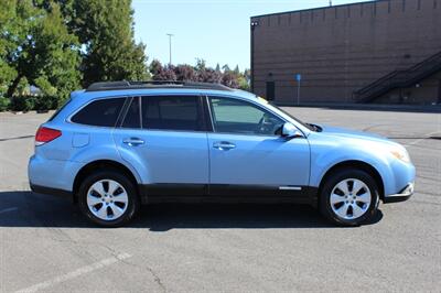 2010 Subaru Outback 2.5i Premium   - Photo 5 - Salem, OR 97317
