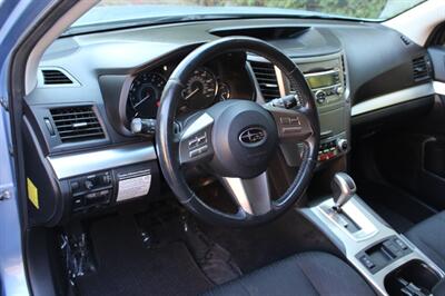 2010 Subaru Outback 2.5i Premium   - Photo 9 - Salem, OR 97317