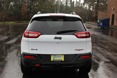 2016 Jeep Cherokee Trailhawk   - Photo 8 - Salem, OR 97317