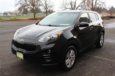 2017 Kia Sportage LX   - Photo 2 - Salem, OR 97317