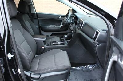 2017 Kia Sportage LX   - Photo 18 - Salem, OR 97317