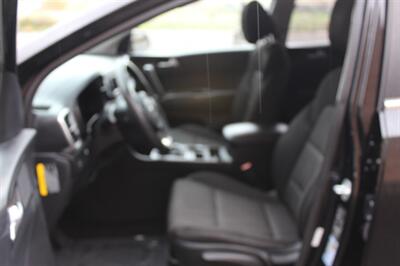 2017 Kia Sportage LX   - Photo 10 - Salem, OR 97317