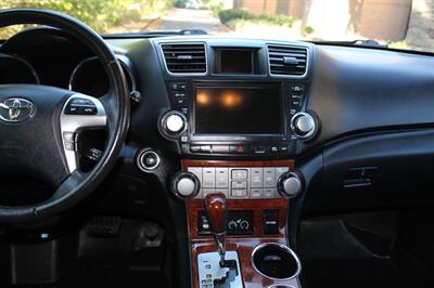 2011 Toyota Highlander Limited   - Photo 14 - Salem, OR 97317