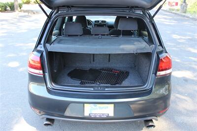 2011 Volkswagen GTI   - Photo 14 - Salem, OR 97317