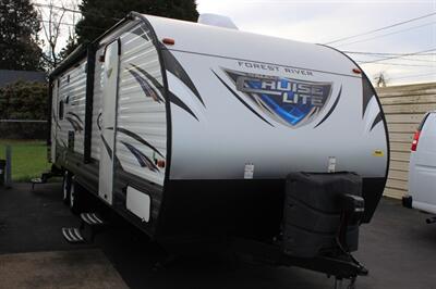 2017 Forest River Salem T254RLXL - Photo 3 - Salem, OR 97317