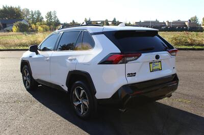 2022 Toyota RAV4 Prime SE   - Photo 3 - Salem, OR 97317
