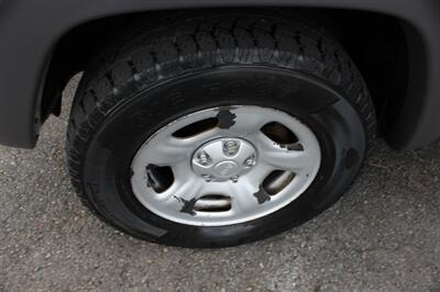 2004 Jeep Liberty Sport - Photo 19 - Salem, OR 97317