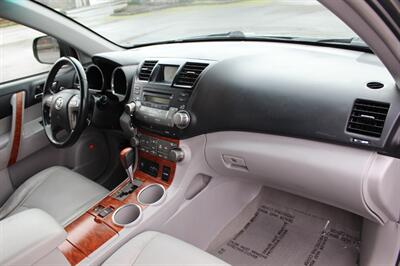 2009 Toyota Highlander Limited   - Photo 18 - Salem, OR 97317