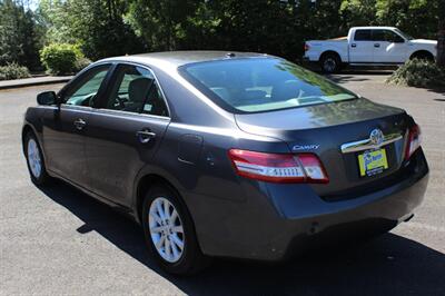 2011 Toyota Camry XLE - Photo 3 - Salem, OR 97317