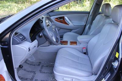 2011 Toyota Camry XLE - Photo 10 - Salem, OR 97317