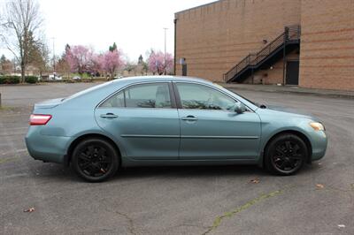 2009 Toyota Camry LE - Photo 5 - Salem, OR 97317