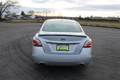 2013 Nissan Altima 3.5 SV   - Photo 8 - Salem, OR 97317