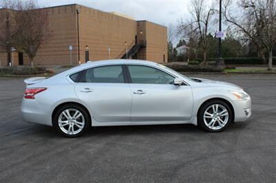 2013 Nissan Altima 3.5 SV   - Photo 5 - Salem, OR 97317