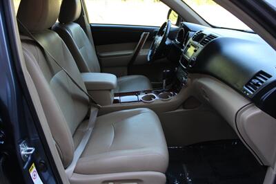 2013 Toyota Highlander 4WD V6 Limited - Photo 19 - Salem, OR 97317